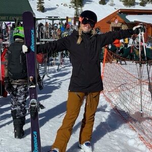 Women’s Goretex Volcom Snow Bibs size small